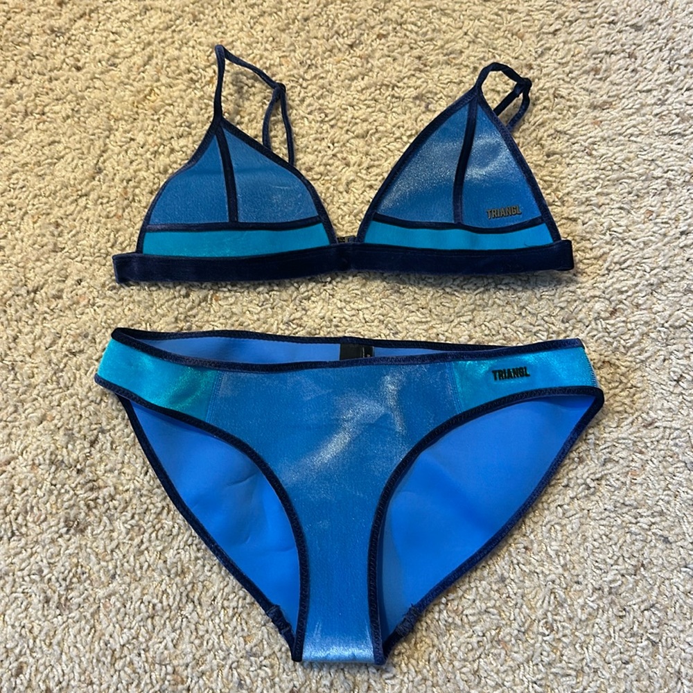 triangl bikini